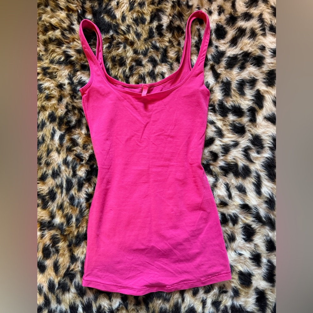 SKIMS Hot Pink Scoop-Neck Tank Top